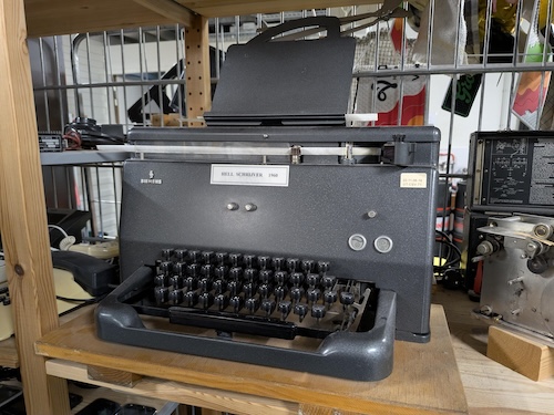 Siemens Hell Schrijver from 1960, photo courtesy of Nhat Bui